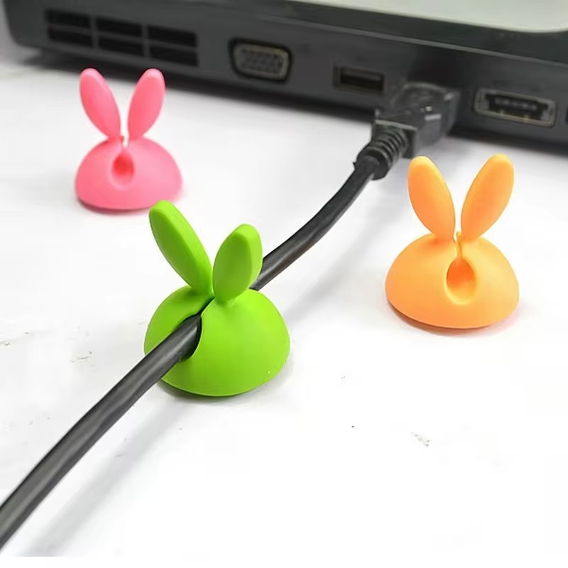 Симпатичный держатель для кабе – обзор и цена Car Cable Organizer